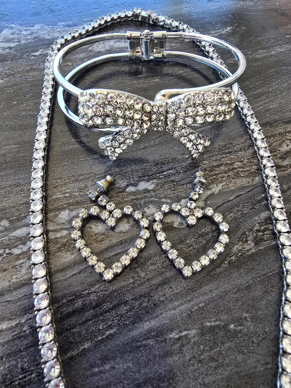 Vintage Rhinestone Necklace 16",Bracelet to 8",Pierced Earrings1.5" - Picture 2 of 5